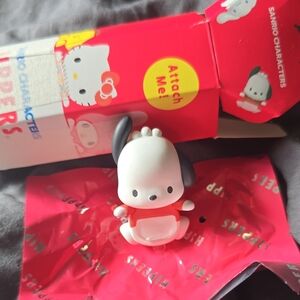 Sanrio Pochacco Hipper Authentic